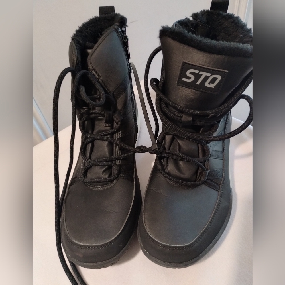 Ladies winter Boots